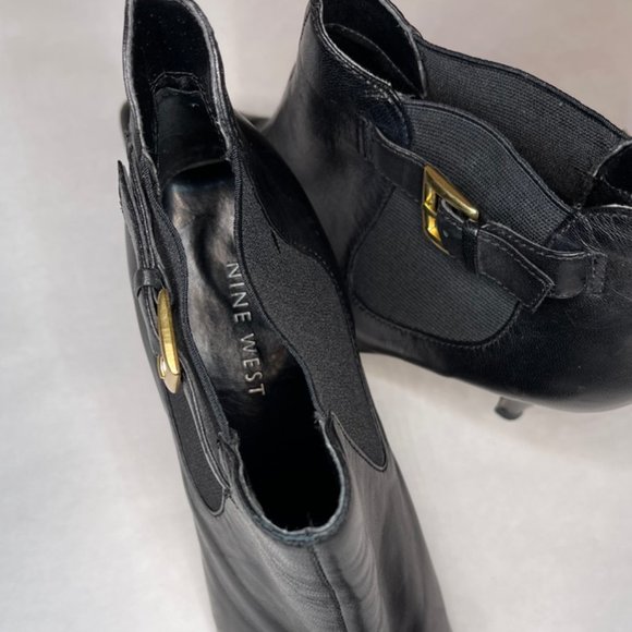 Nine West Pointy Toe Slip-On Ankle Bootie (9.5) - Picture 10 of 10